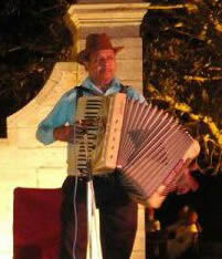 accordion players near me vadodara india